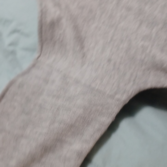 Talbots Merino wool long sleeve sweater - Picture 4 of 5